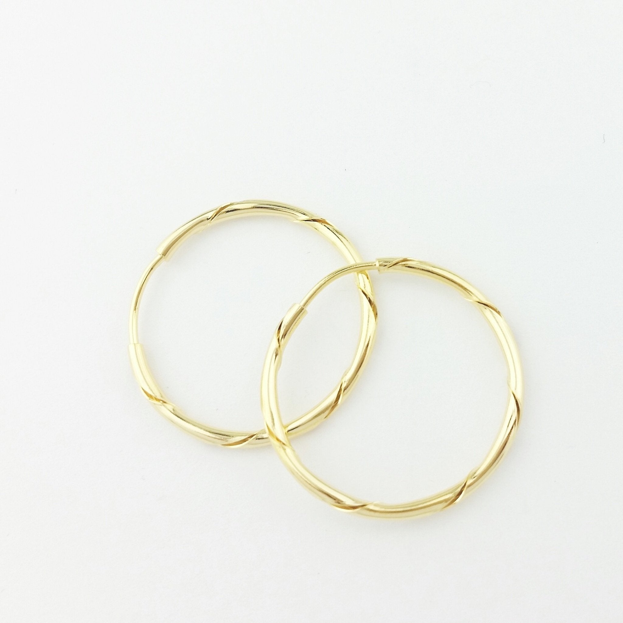 Twisted Skinny Hoop - Donna Italiana ®