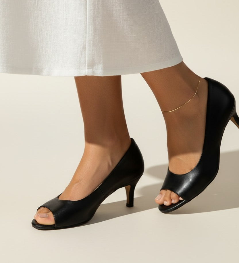 delicate gold anklet, thin gold ankle chain, minimalist anklet, dainty gold anklet, 18k gold anklet, simple ankle chain, everyday gold anklet, gold anklet with heels
