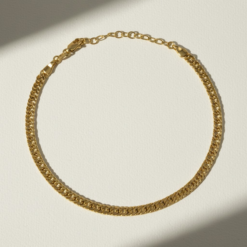 gold curb chain anklet, curb link anklet, gold ankle bracelet, everyday gold anklet, adjustable gold anklet, layering anklet, classic gold jewelry, summer jewelry