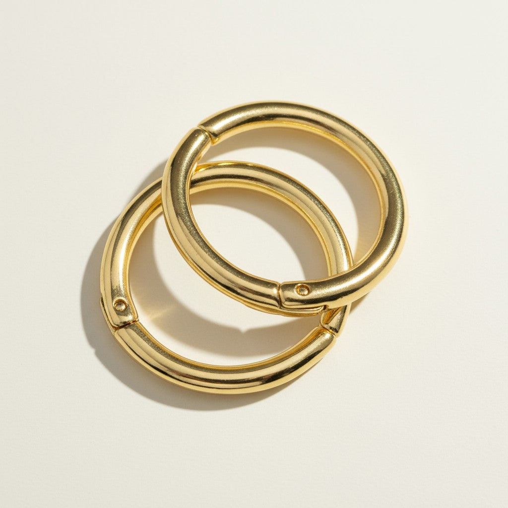 gold seamless hoop earrings set, minimalist hoop earrings two sizes, hoops for charms, hinged hoop earrings gold, small and large gold hoops, customizable charm hoop earrings, everyday seamless hoops