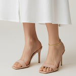 gold curb chain anklet, gold ankle bracelet, curb link anklet, everyday gold anklet, layering anklet, summer jewelry, minimalist gold anklet, on-model anklet photography