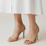 gold curb chain anklet, gold ankle bracelet, curb link anklet, everyday gold anklet, layering anklet, summer jewelry, minimalist gold anklet, on-model anklet photography