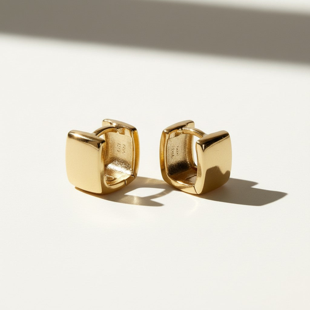 square huggie earrings, chunky gold huggie hoops, geometric hoop earrings, boxy gold hoops, small gold hoop earrings, polished gold huggies, hinged huggie hoops, everyday gold hoops