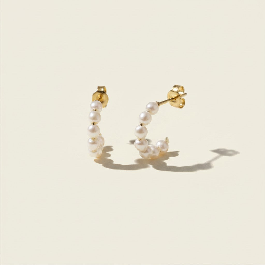 pearl hoop earrings, small pearl hoops, freshwater pearl earrings, gold and pearl hoops, pearl huggie earrings, minimalist pearl earrings, dainty pearl hoop, pearl stud hoop earrings