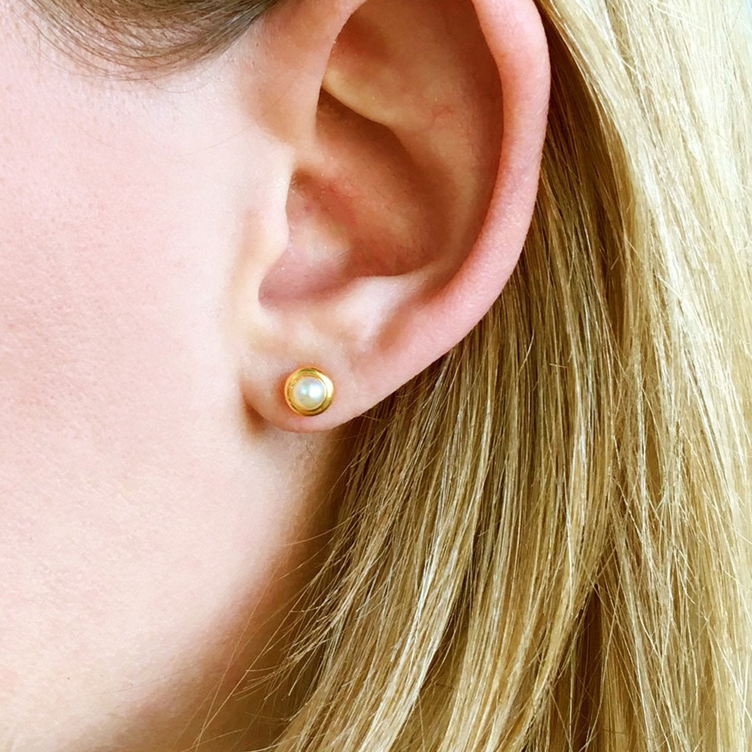 18k GL Mini Pearl Stud - Donna Italiana ®